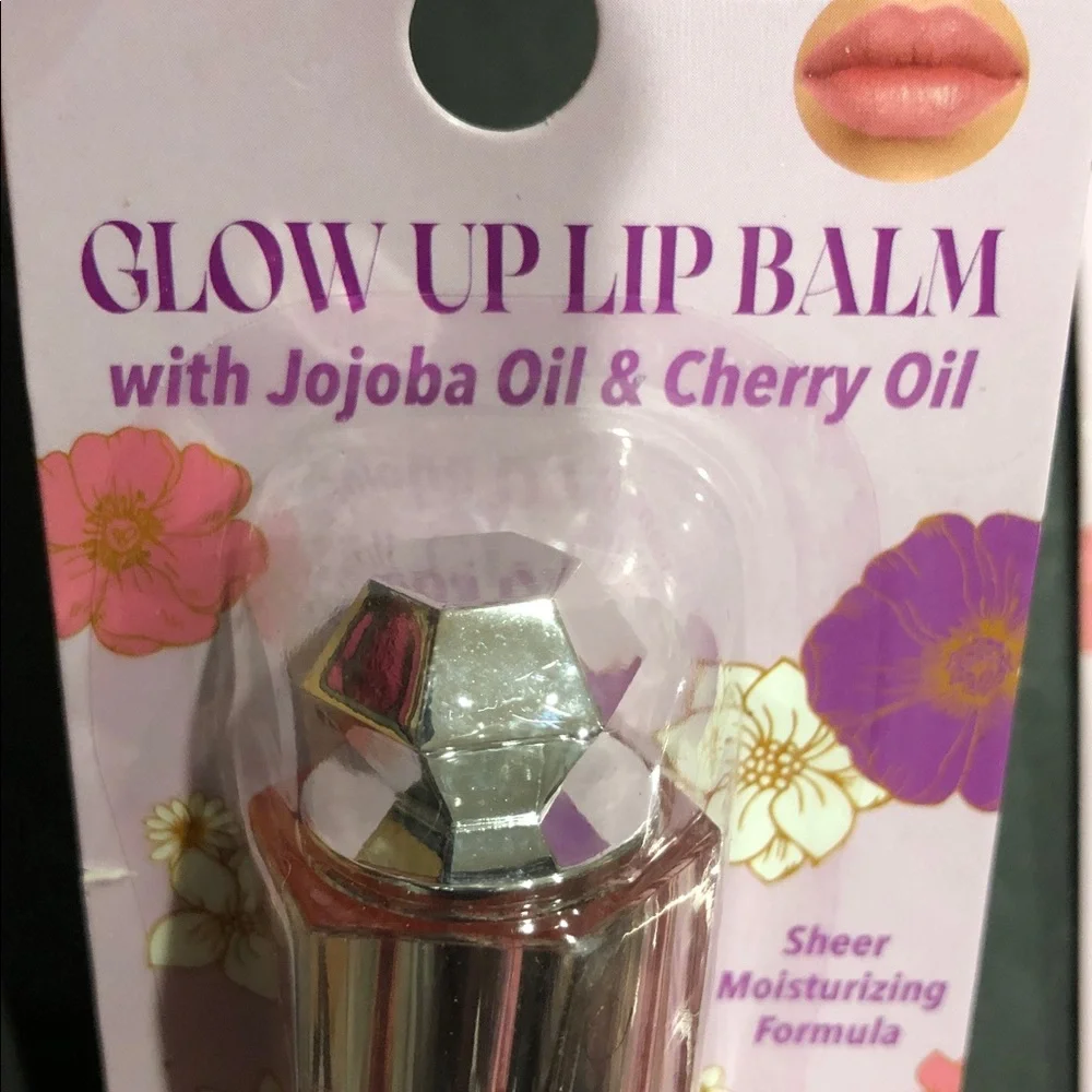 2pack sheer pink Jojoba oil and cherry oil Glow up lip balms brand‎ new